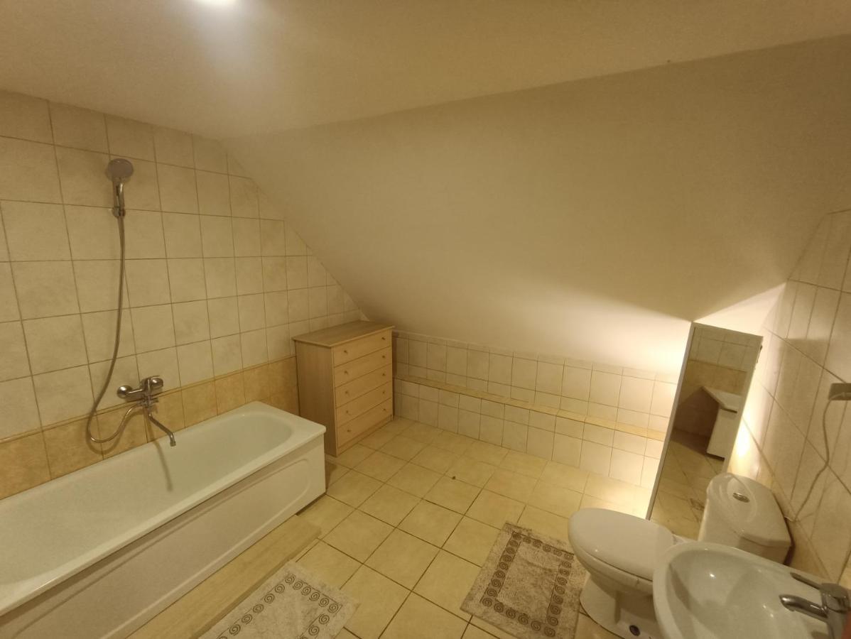 Surf Apartments In Melnrage 克莱佩达 外观 照片