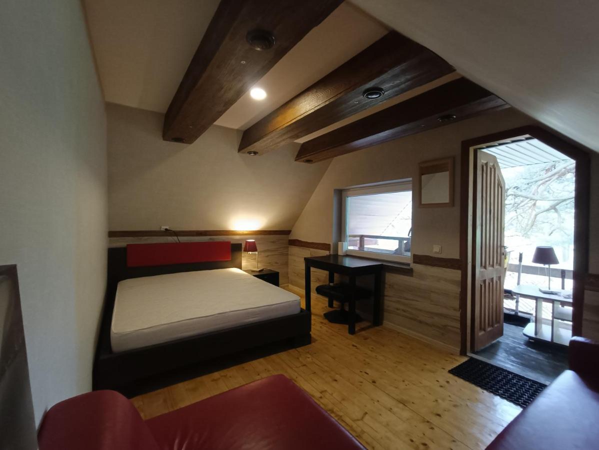 Surf Apartments In Melnrage 克莱佩达 外观 照片
