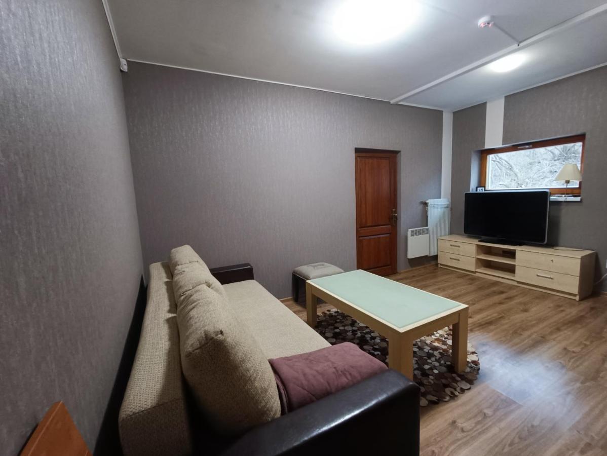 Surf Apartments In Melnrage 克莱佩达 外观 照片