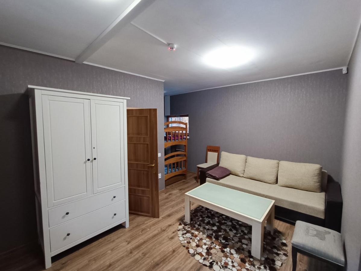 Surf Apartments In Melnrage 克莱佩达 外观 照片
